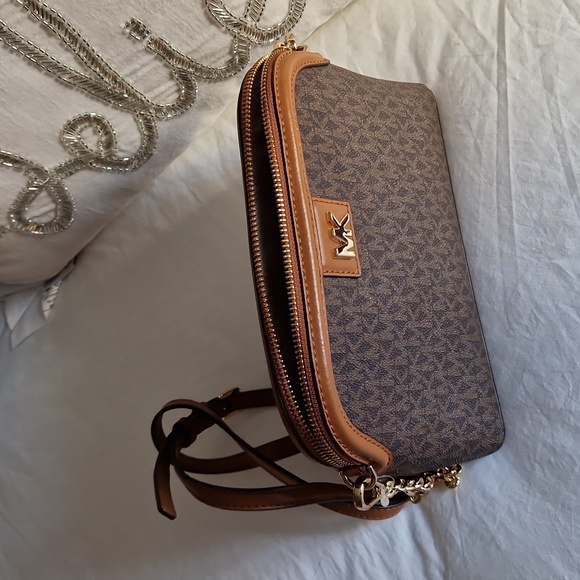 Michael kors crossbody bag - Picture 5 of 6